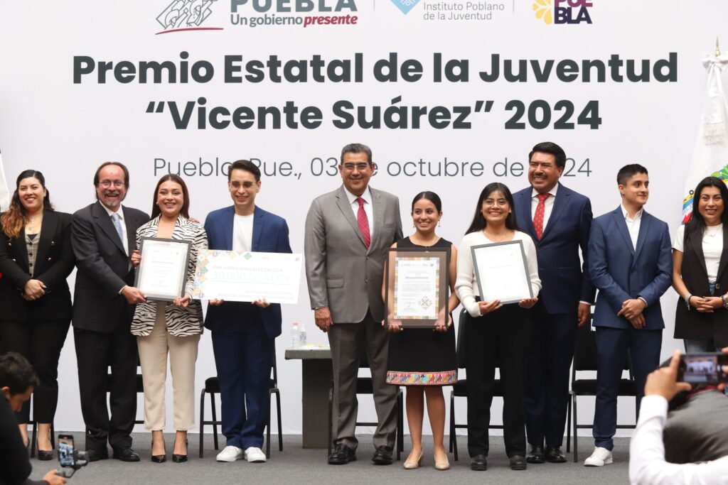 Sergio Salomón reiteró compromiso con los jóvenes de Puebla