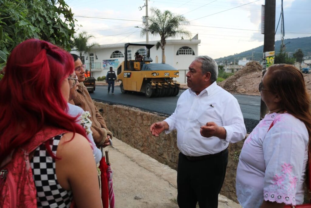 Inicia Severiano de la Rosa mejoramiento en la calle 12 Sur de Amozoc