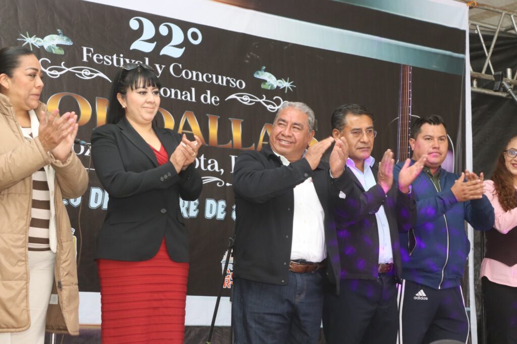 Inaugura Severiano de la Rosa el 22° Festival y Concurso Nacional de Rondallas en Amozoc