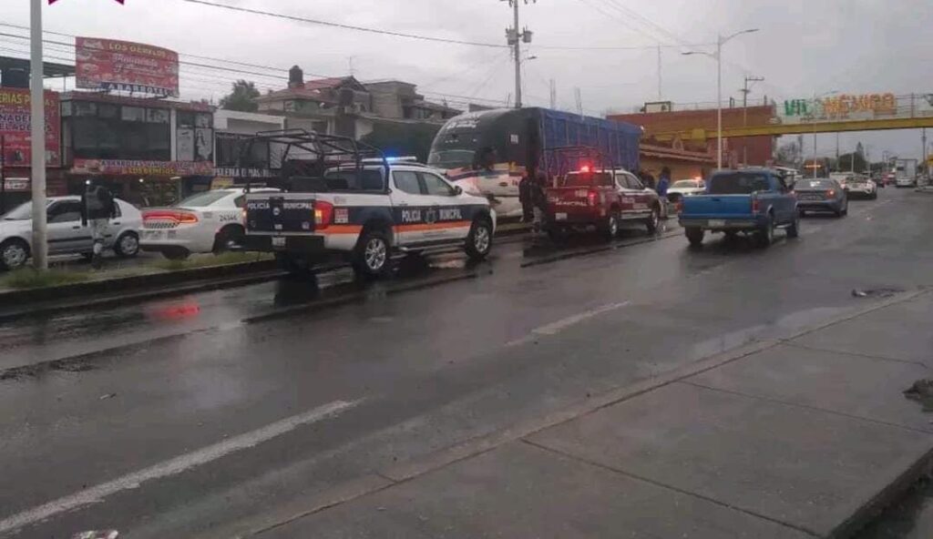 Policías de Cuapiaxtla frustran robo de camión