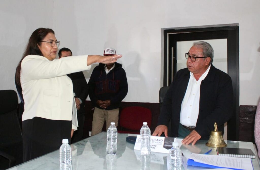 Gloria Barrales Mendoza asume la presidencia del DIF Amozoc