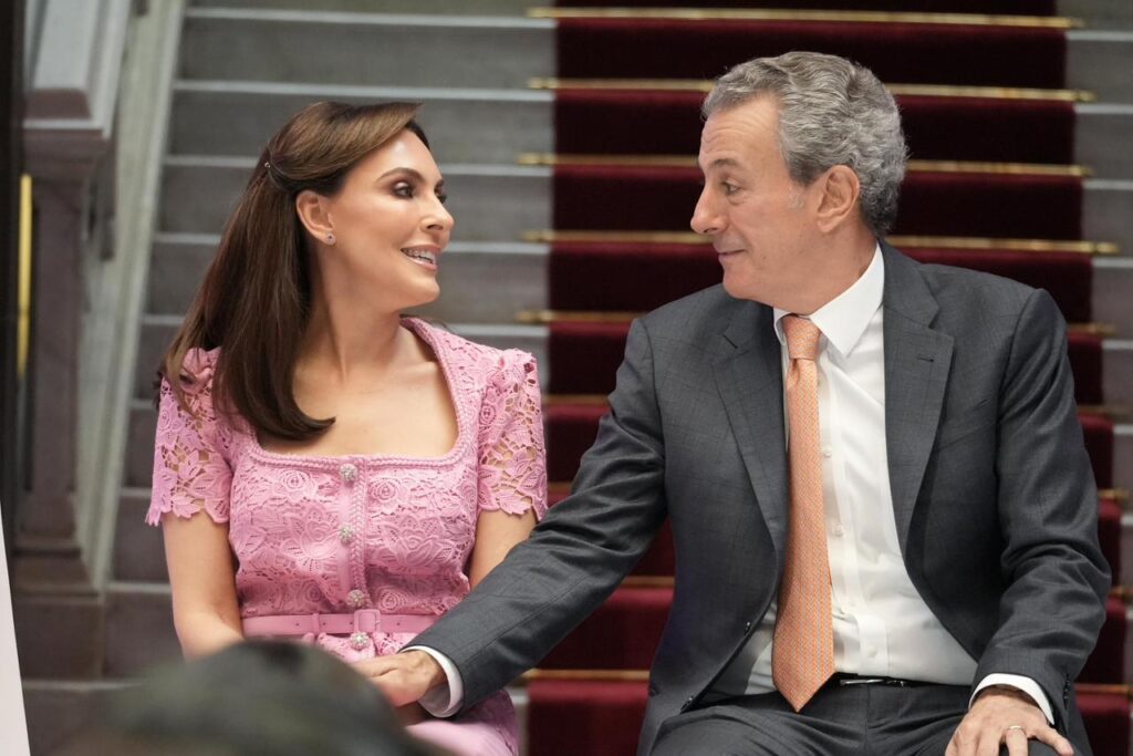 Video: Marilelise Budib tomó protesta al frente del DIF municipal