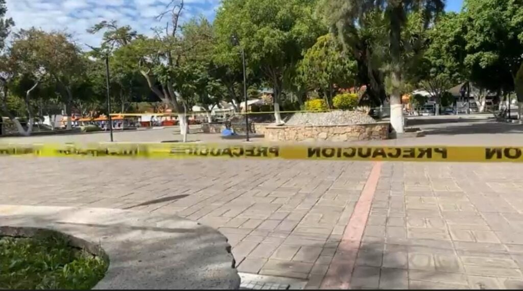Hallan a hombre sin vida en un parque de Tehuacán