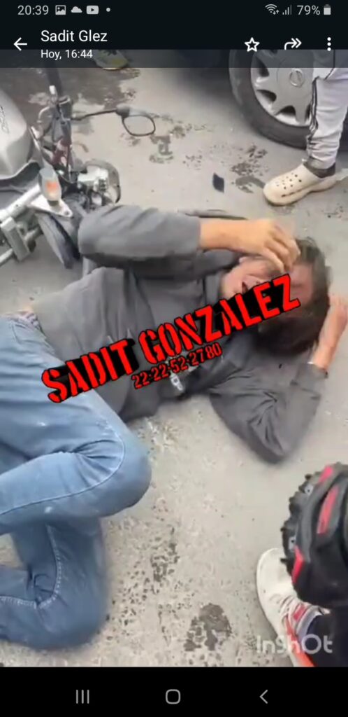 Video: Golpean a ratero por querer llevarse una motocicleta