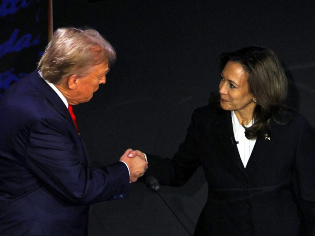 Harris con ‘plan divino’ y Trump con un EU ‘seguro’, empatados previo elecciones