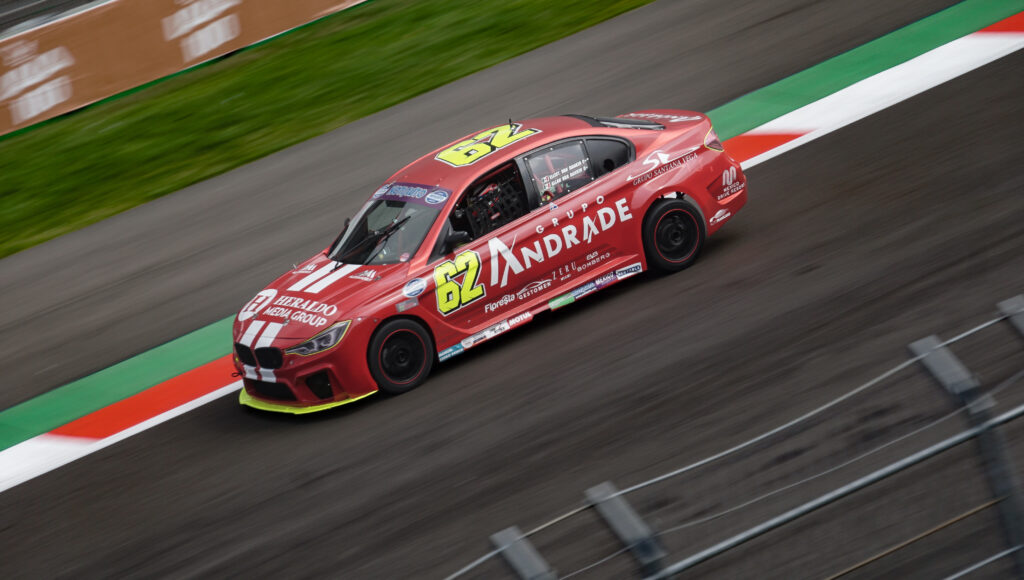 Alessandros Racing gana e impone récord en la TC2000