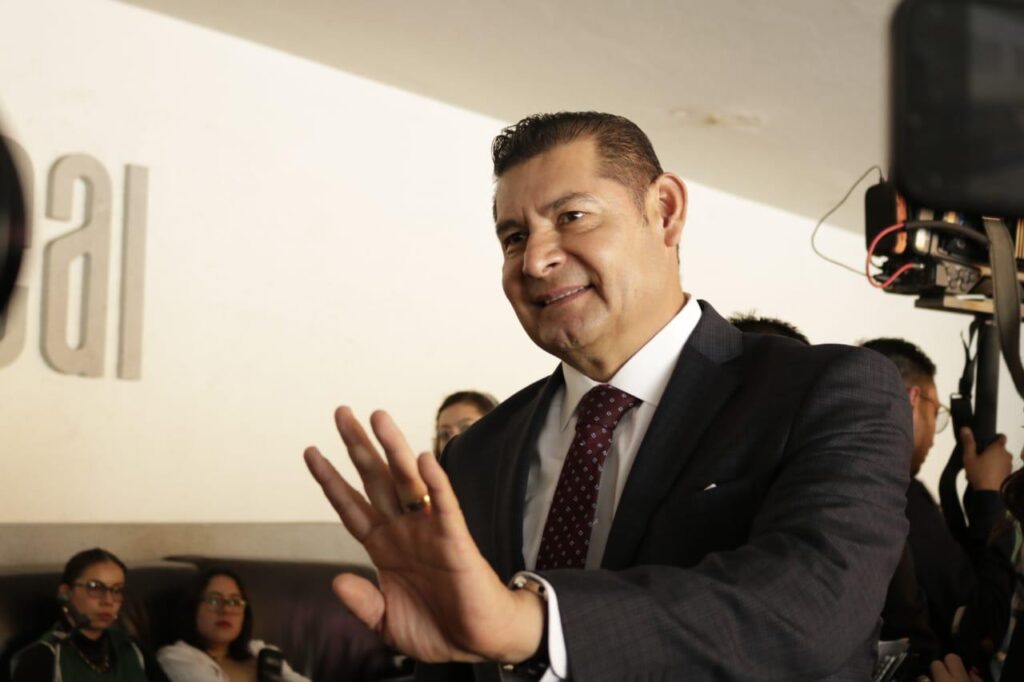 Alejandro Armenta, un año de su definición como candidato a gobernador
