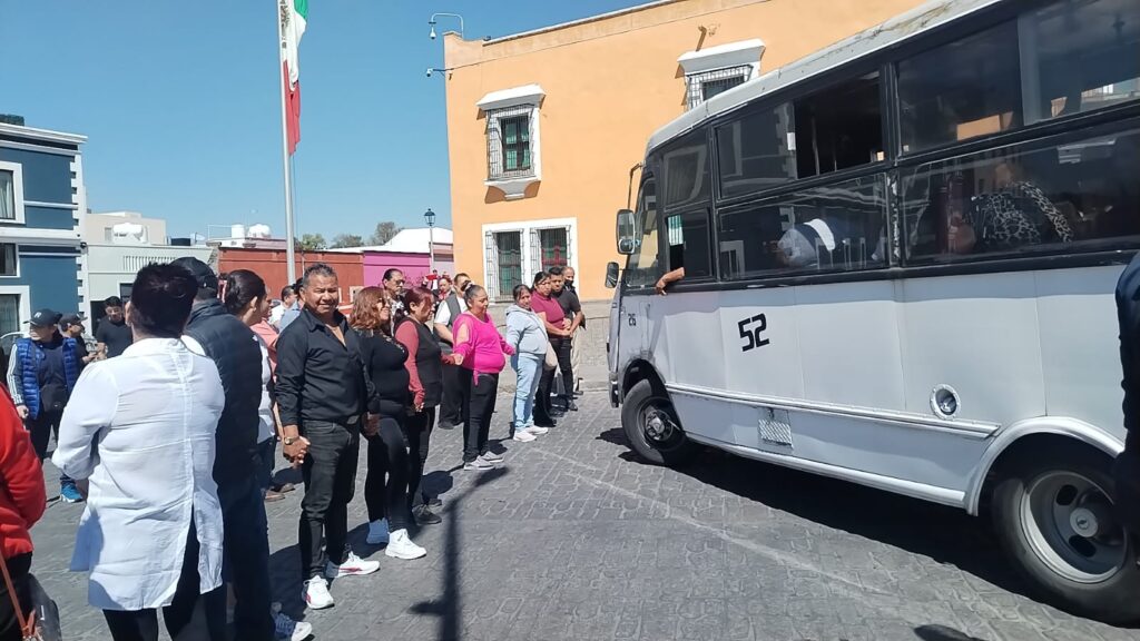 Video: Nueva acusación contra Adán Domínguez; locatarios de El Alto lo señalan por no cumplir acuerdo con la CFE