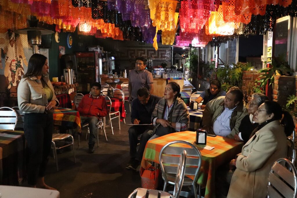 Capacitan a comerciantes de San Pedro Cholula para evitar extorsiones