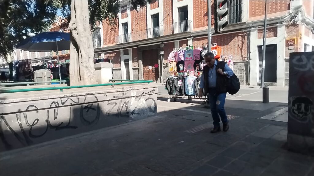 Video: Ambulantes también arman su Buen Fin en el Centro Histórico