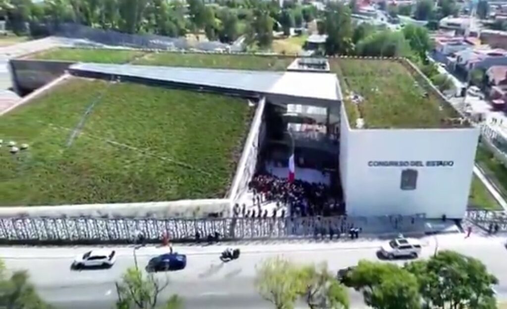 Video: Sergio Salomón inauguró nueva sede del Congreso de Puebla