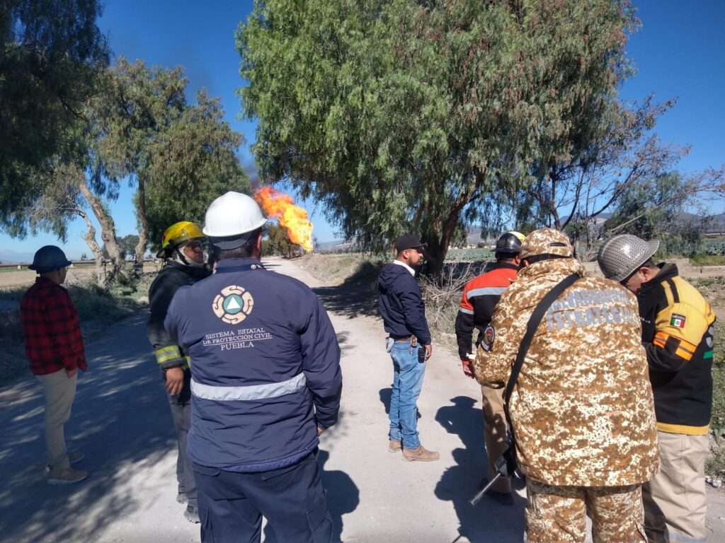 PC evacuó dos viviendas por toma clandestina en Los Reyes de Juárez