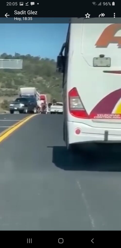 Video: Con absoluta impunidad y tranquilidad, se roban un camión y secuestran al operador en Esperanza