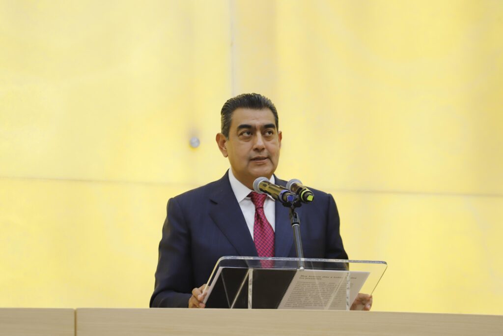 Una Puebla unida, con desarrollo y paz, el legado: Sergio Salomón