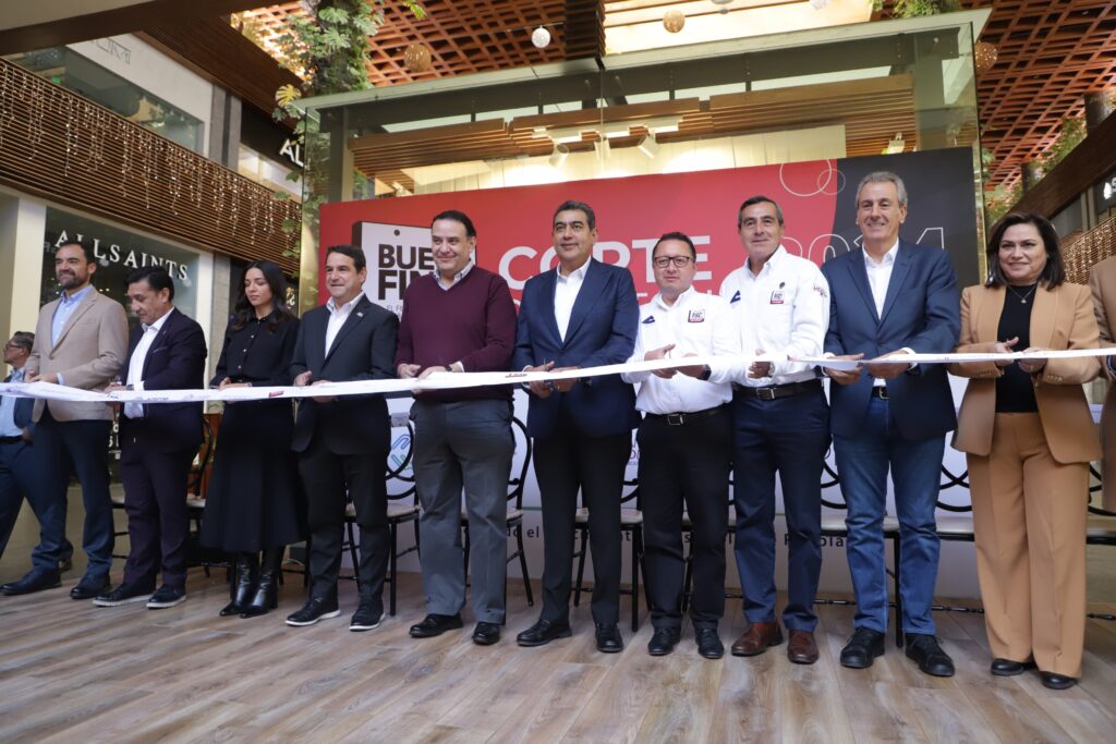 Inaugura Sergio Salomón “el Buen fin 2024”; llama a realizar compras responsables