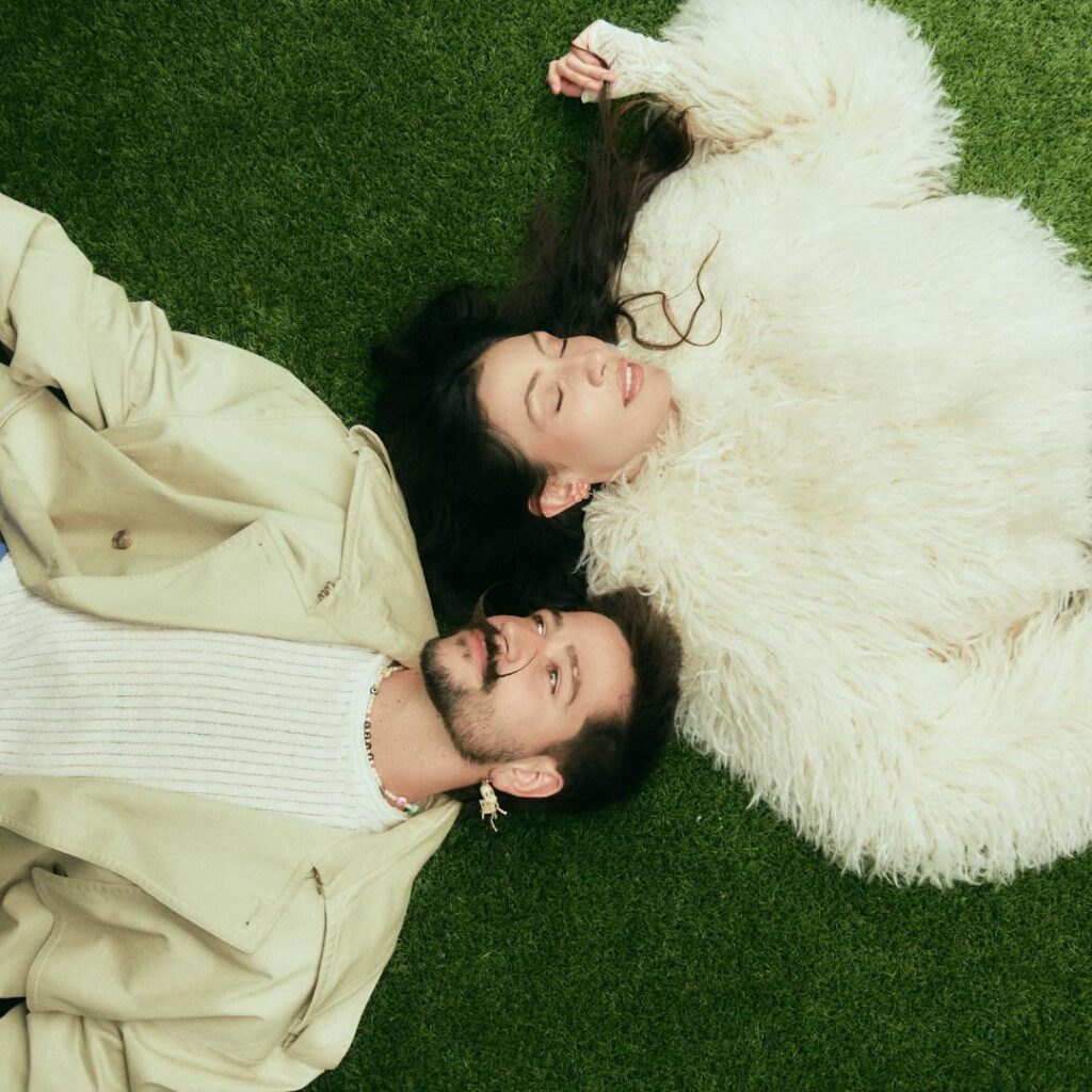 Daniela Spalla y Camilo fusionaron su talento den “Lejos de la ciudad”