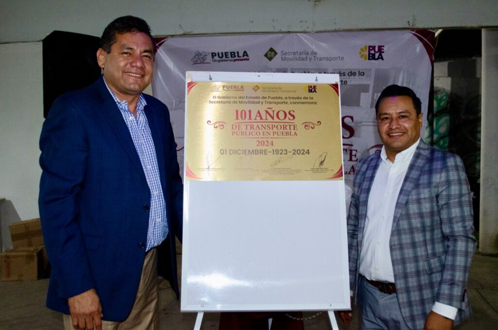 Secretaría de Movilidad y Transporte otorga reconocimiento a sus trabajadores