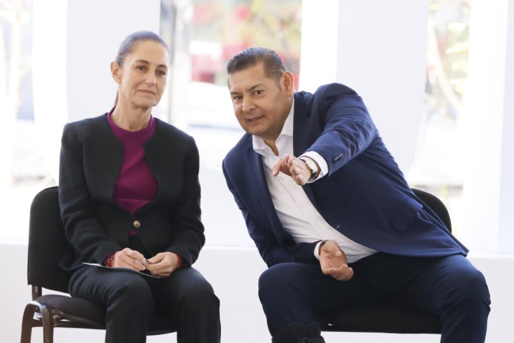 Claudia Sheinbaum felicitó a Armenta por su toma de protesta y confirmó que “vamos a hacer equipo”
