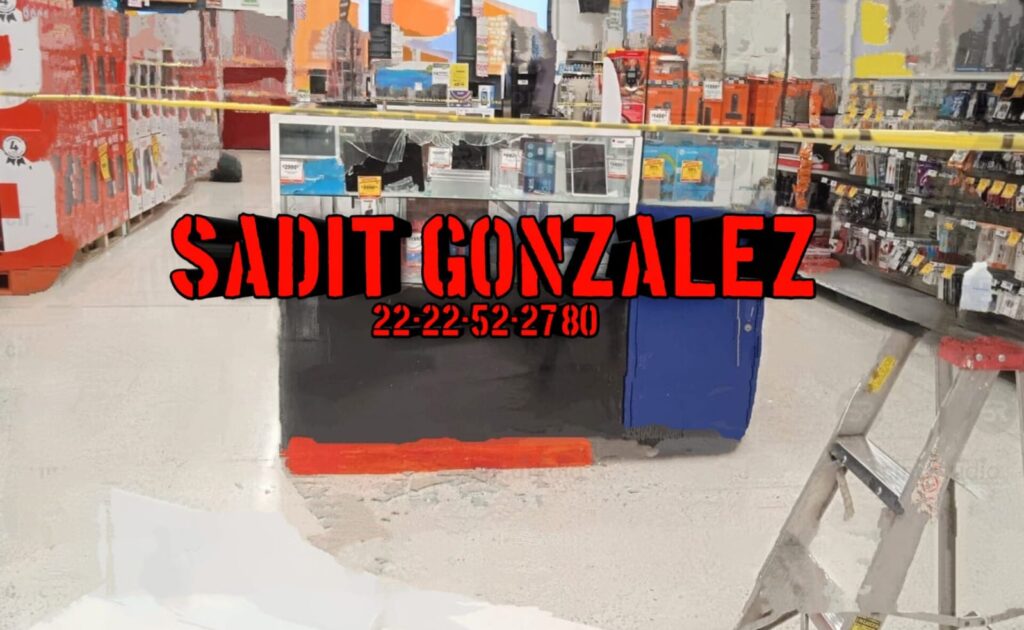 Detienen a dos por tratar de asaltar Soriana en la colonia El Carmen