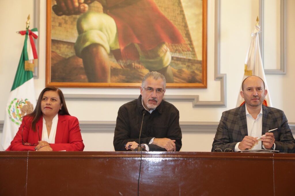 Video: Hoyo financiero de la administración panista es de 547 mdp, acusaron funcionarios municipales