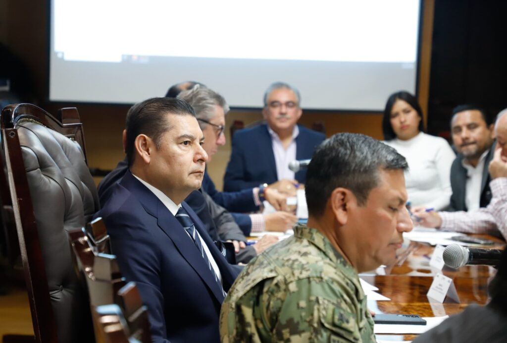 Alejandro Armenta participó en sesión del Consejo de Seguridad