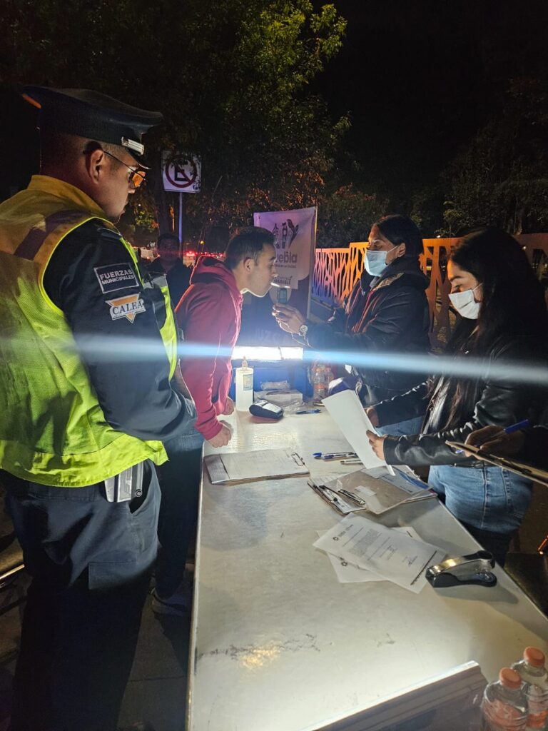 Remitieron a 16 por reprobar el alcoholímetro en Puebla capital