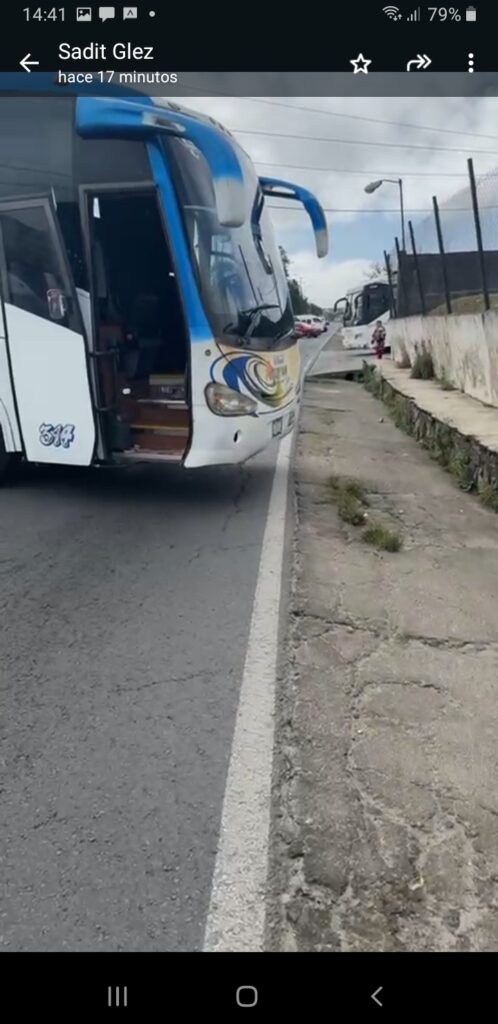 Video: Con absoluta impunidad, cierran la carretera federal Teziutlán- Puebla