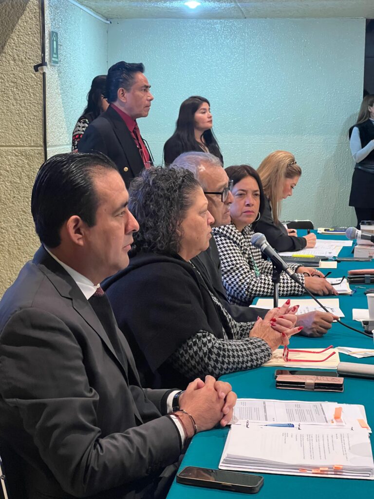 Diputado Eduardo Castillo pide apoyo a migrantes en repatriación de familiares