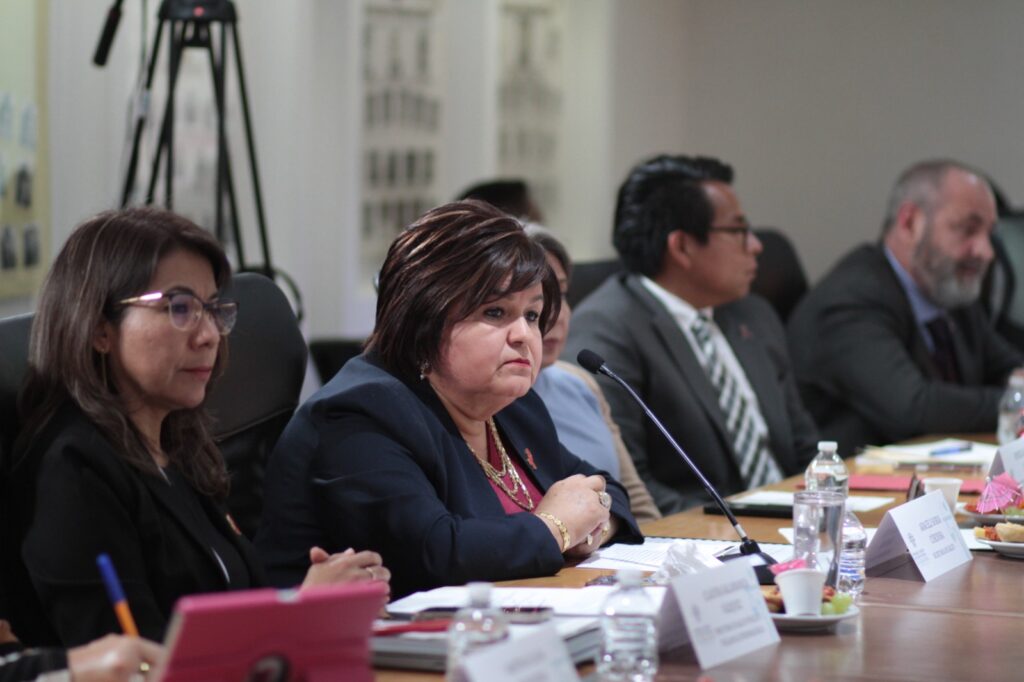 Comparecen ante Comisiones del Congreso titulares de las secretarías de Educación y Bienestar