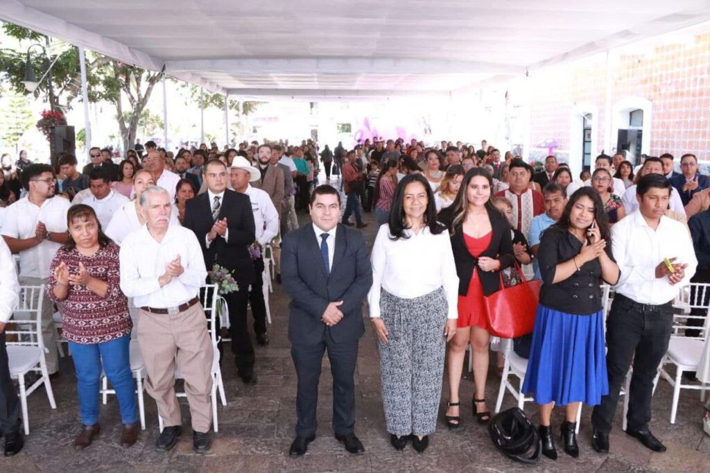 ¡47 parejas dan el sí en Atlixco! Ariadna Ayala preside bodas gratuitas
