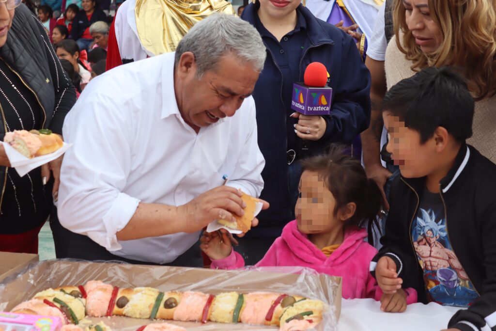 Severiano de la Rosa se suma al Juguetón 2025 y lleva sonrisas a la niñez de Amozoc