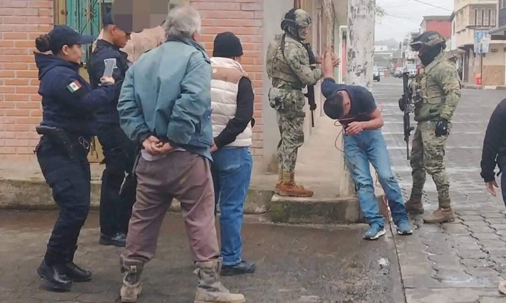Vecinos, no la policía municipal, detuvieron a presunto ratero en Huauchinango