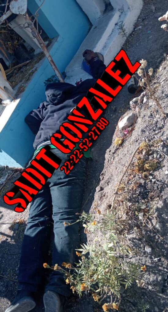 En pleno sepelio ejecutan a 4 hombres en Chietla