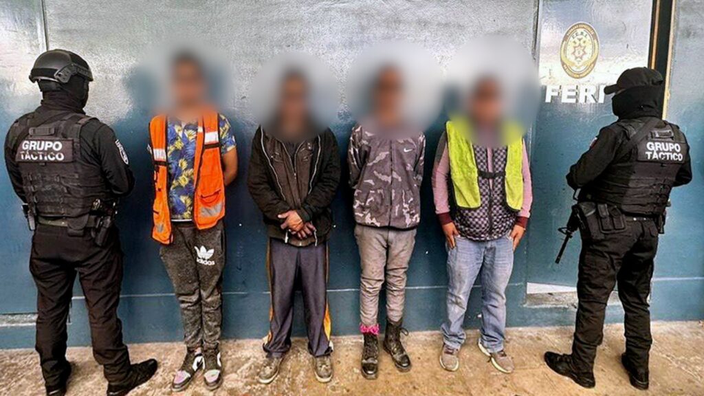 Atrapan a 14 presuntos huachicoleros en Tlahuapan