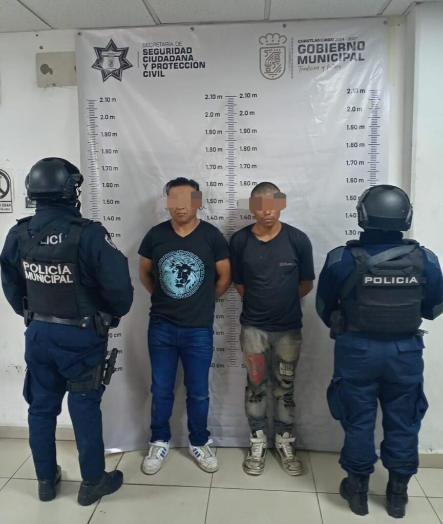 SSCYPC de Cuautlancingo detiene a dos hombres por supuesto robo de vehículo
