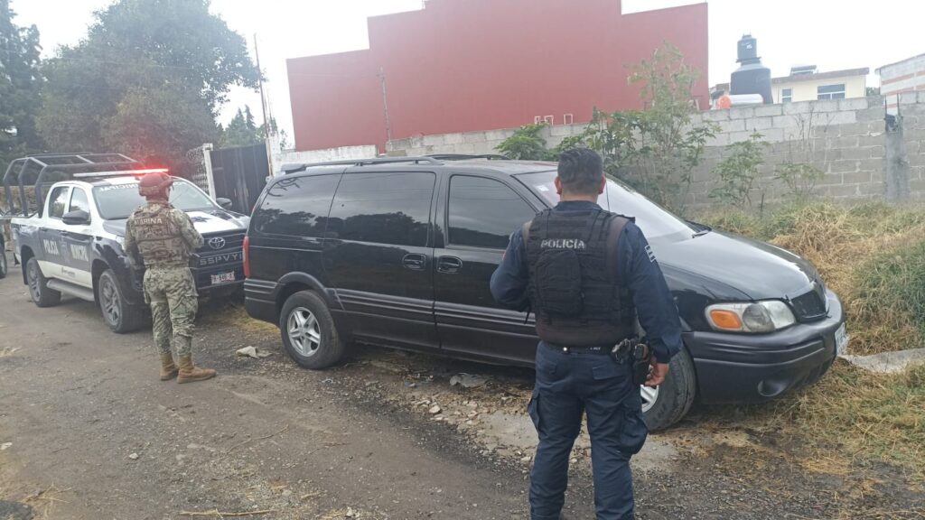 En Cuautlancingo recuperan vehículos robados