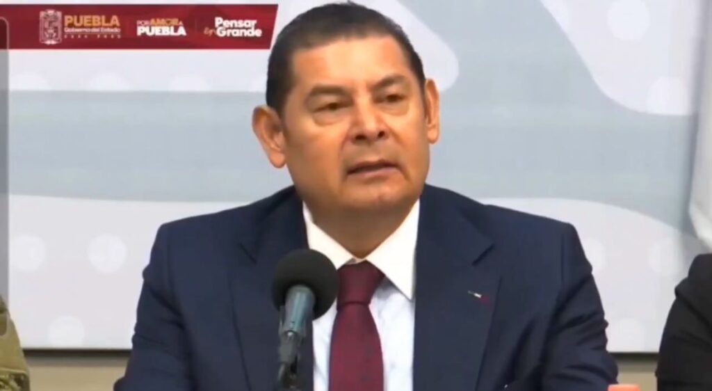 Puebla contará con 100 nuevas patrullas y 10 torres móviles, anunció el gobernador Alejandro Armenta