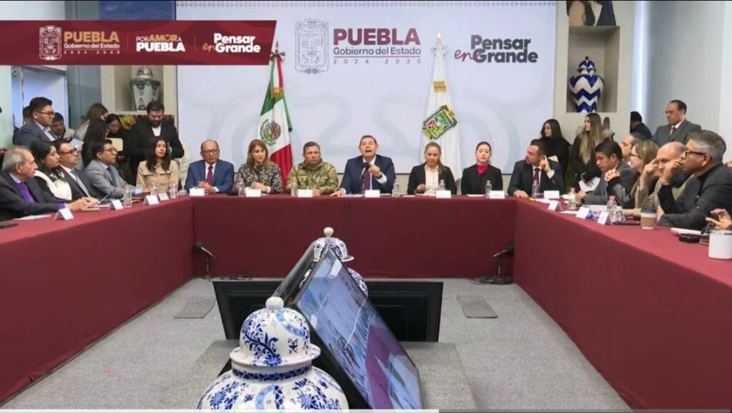 Puebla contará con 100 nuevas patrullas y 10 torres móviles, anunció el ...