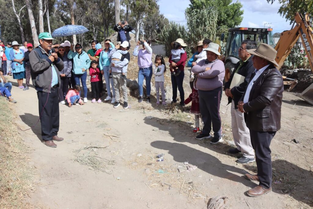 Inicia Severiano de la Rosa construcción del segundo colector pluvial en Amozoc