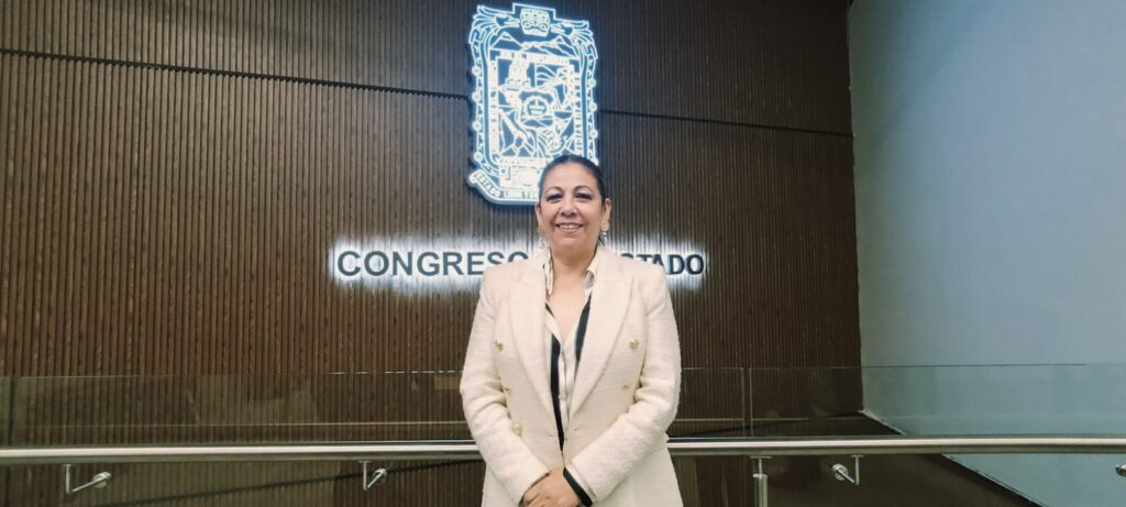Gabriela Chumacero rendirá protesta mañana como la primera diputada local transgénero