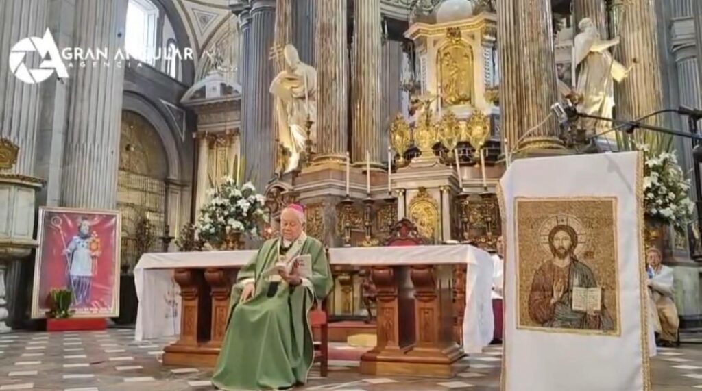 Video: Arzobispo dio misa dominical en la catedral