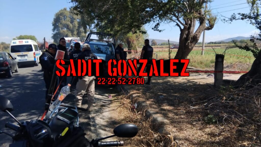 Tiran cuerpo envuelto en cobertor en Izúcar