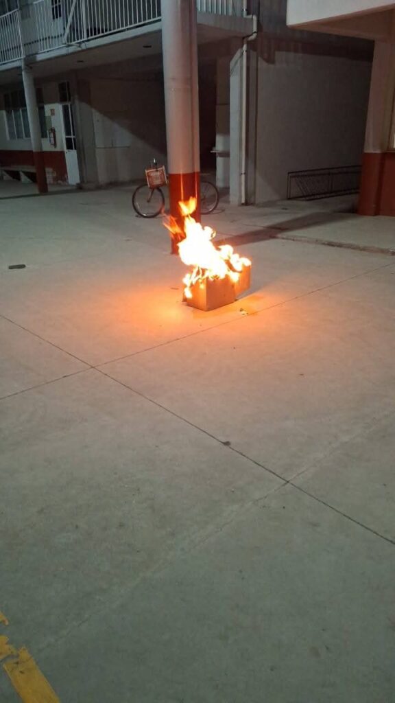 En la junta auxiliar San Juan Tuxco, en Texmelucan, desconocidos bloquearon el traslado de paquetes electorales