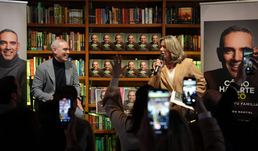 “Debemos dejar de ver el dinero como fuente de angustia”, afirma Orlando Montiel, autor del libro “Cómo hacerte rico a ti y a tu familia”