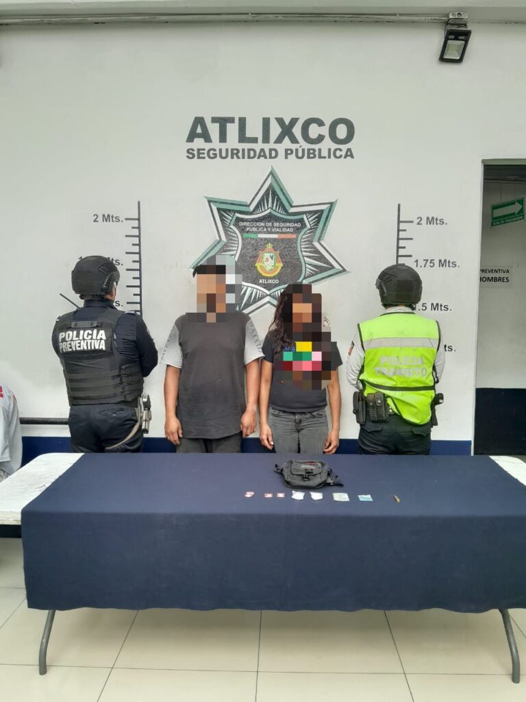 Detienen a presuntos narcomenudistas en Atlixco