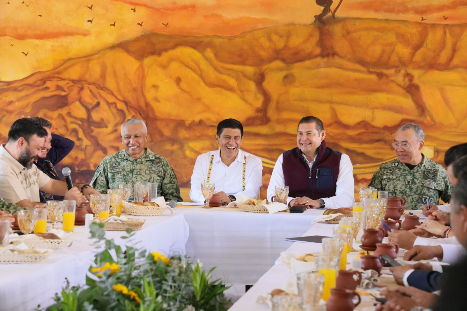 Gobernadores de Puebla y Oaxaca firmaron convenio por la seguridad ...