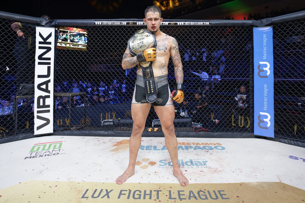 Es “Matador” Zaragoza nuevo monarca de peso welter de LUX Fight League