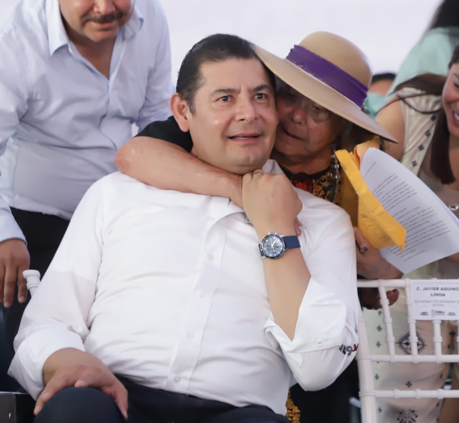 Entrega Armenta más de 30 millones de pesos para 90 obras comunitarias ...