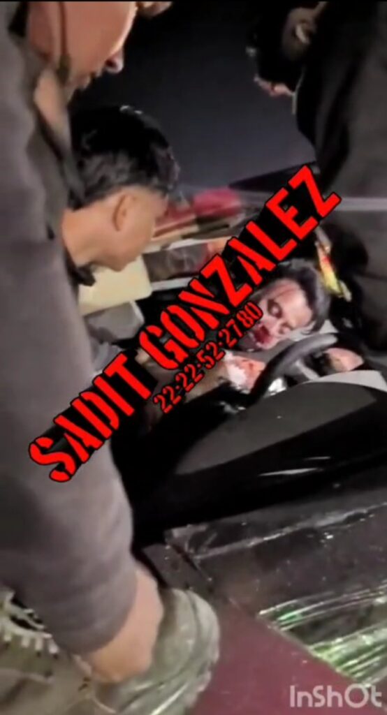 Carambola entre camión pesado y 3 vehículos dejó al menos 2 prensados en Amozoc