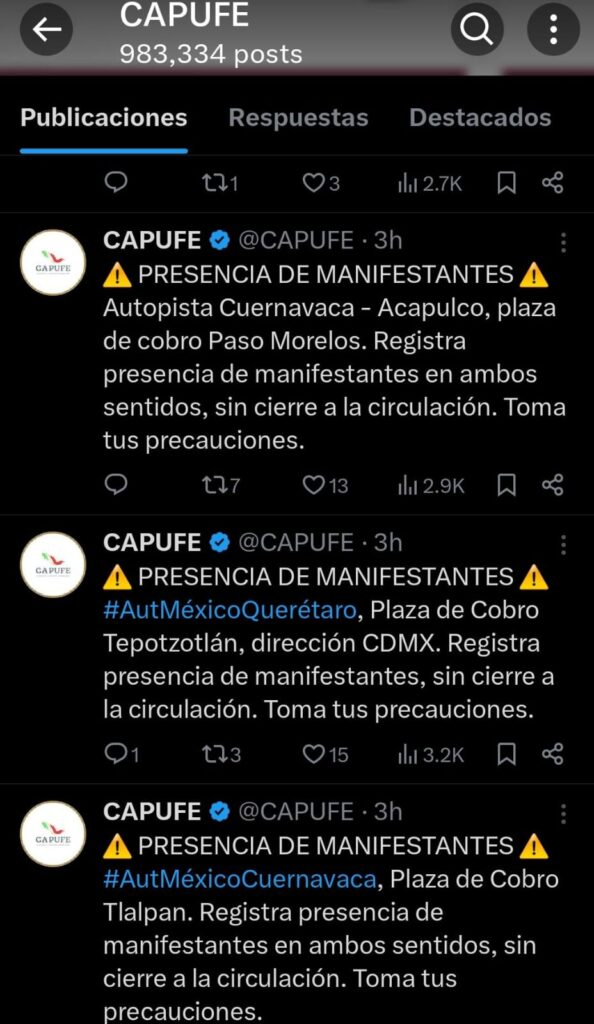 Caseta de cobro en autopista México-Puebla, tomada por maestros de la CNTE